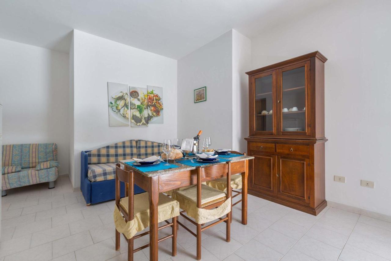 Il Bacio Del Sole By Barbarhouse Apartment Vieste Bagian luar foto