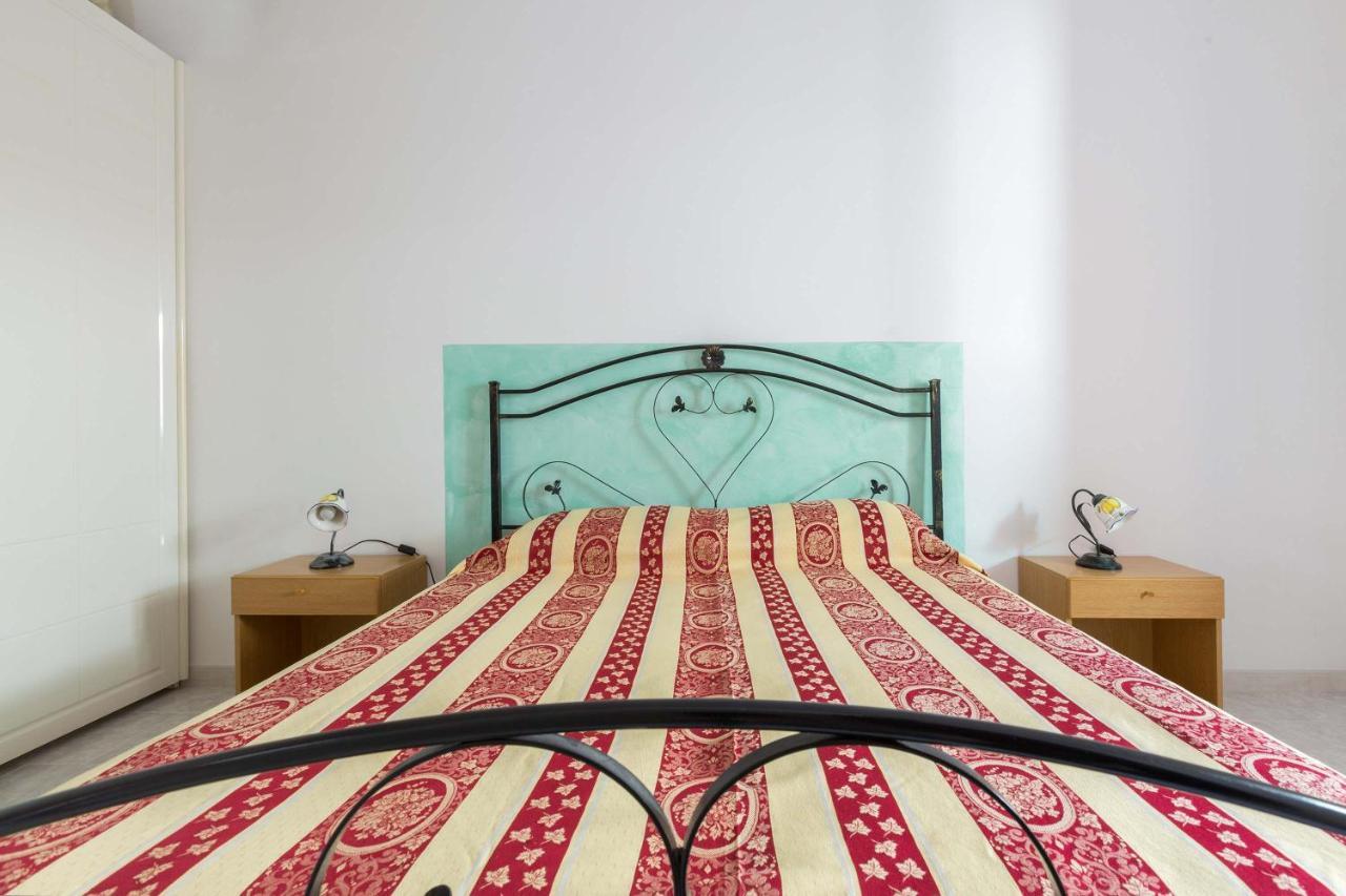 Il Bacio Del Sole By Barbarhouse Apartment Vieste Bagian luar foto