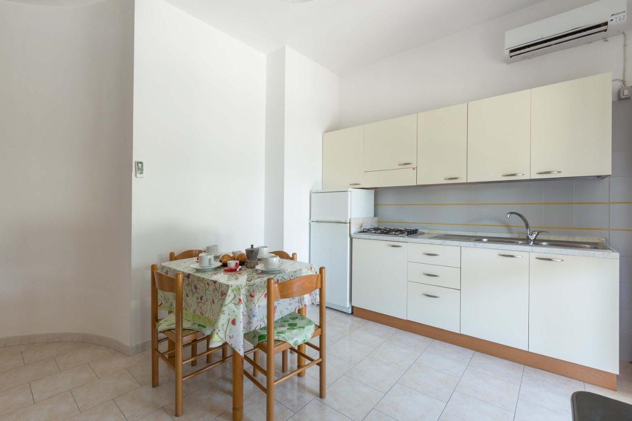 Il Bacio Del Sole By Barbarhouse Apartment Vieste Bagian luar foto